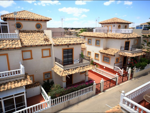 House On The Coast Of The Sea